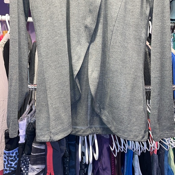 Maurice’s size Small Like new grey turtle neck button up poncho style sweater - Picture 3 of 11